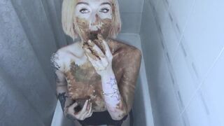 Solo Russian scat girl covering in shit her beautiful face