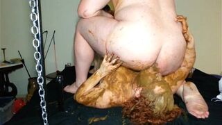Messy scat woman smears shit and sucks scat dick xxx